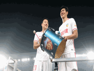 2017年4月2日9B娱乐控股集团组织员工乌镇踏青5